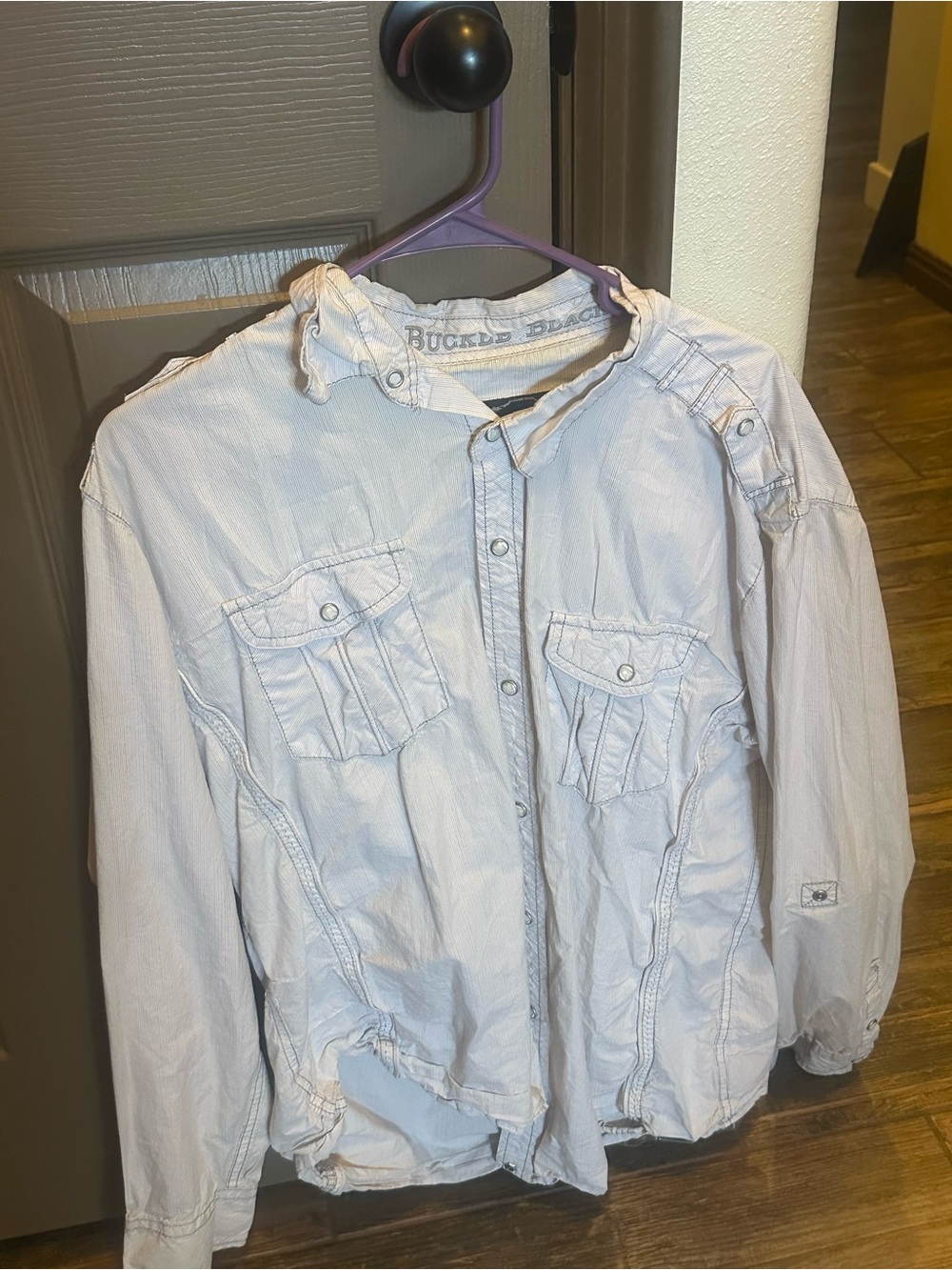 buckle black label white button up